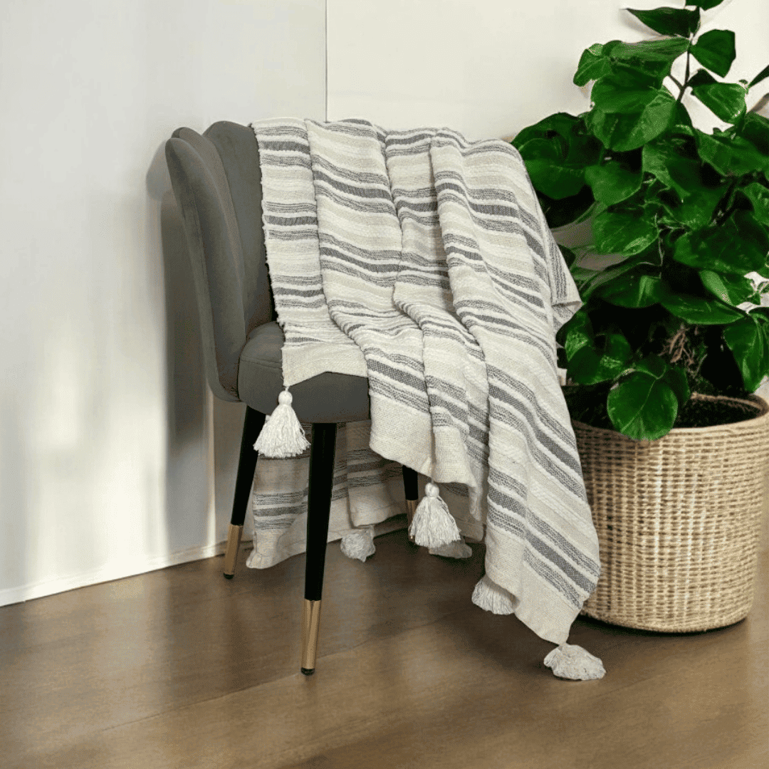 Blue Waves Tufted Sofa Throw