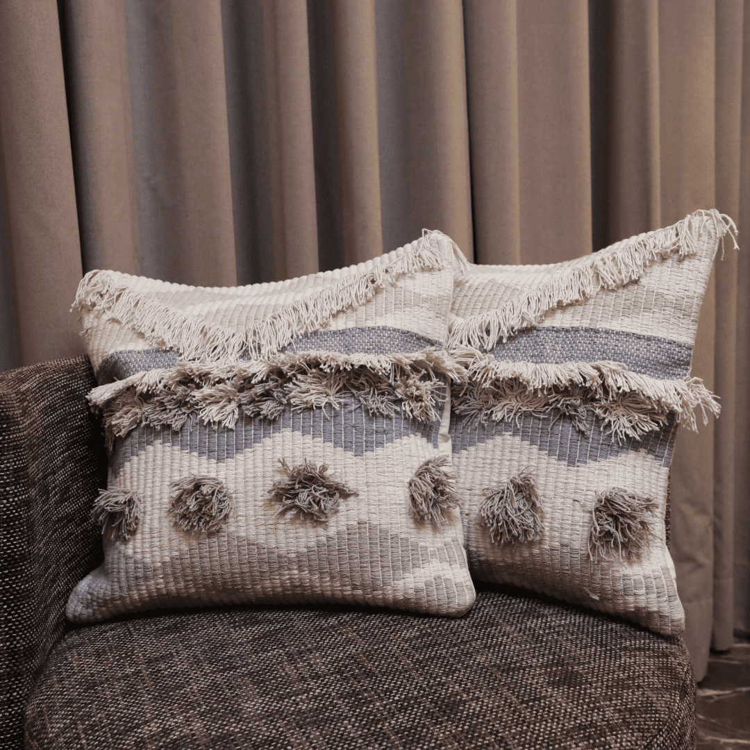 Earthy Waves Tufted Cushion Cover