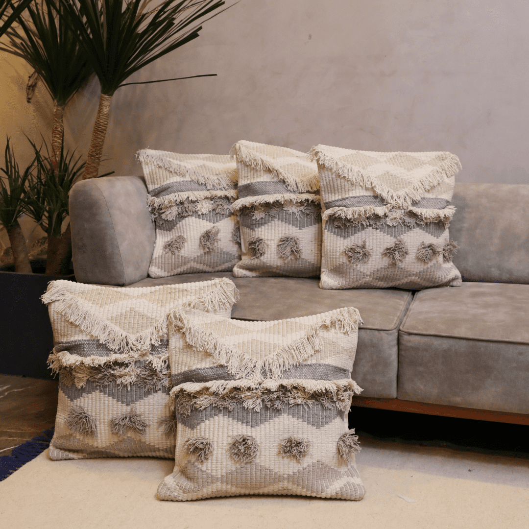 Earthy Waves Tufted Cushion Cover