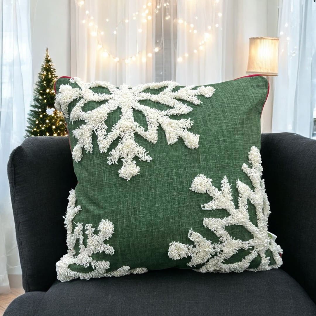 Evergreen Snowflake Tufted Christmas Cushion Cover