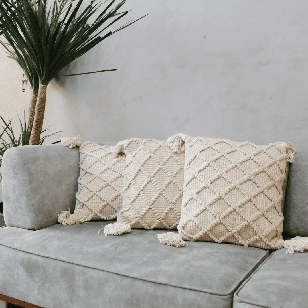 Ivory Diamond Tufted Cushion Cover