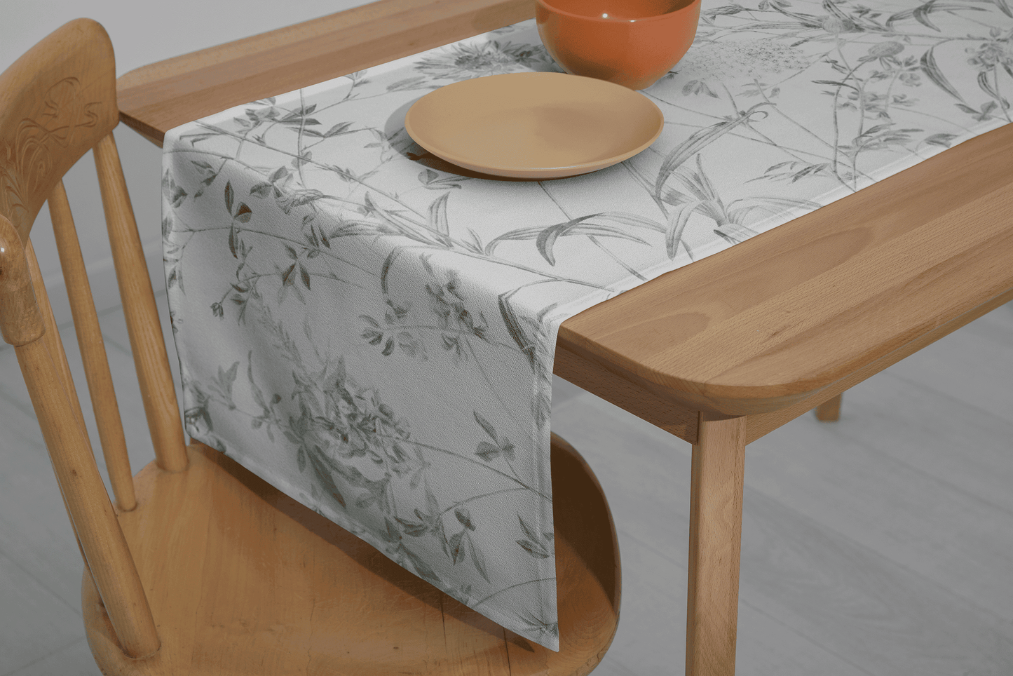 Whispering Meadow Table Runner - 4 Seater