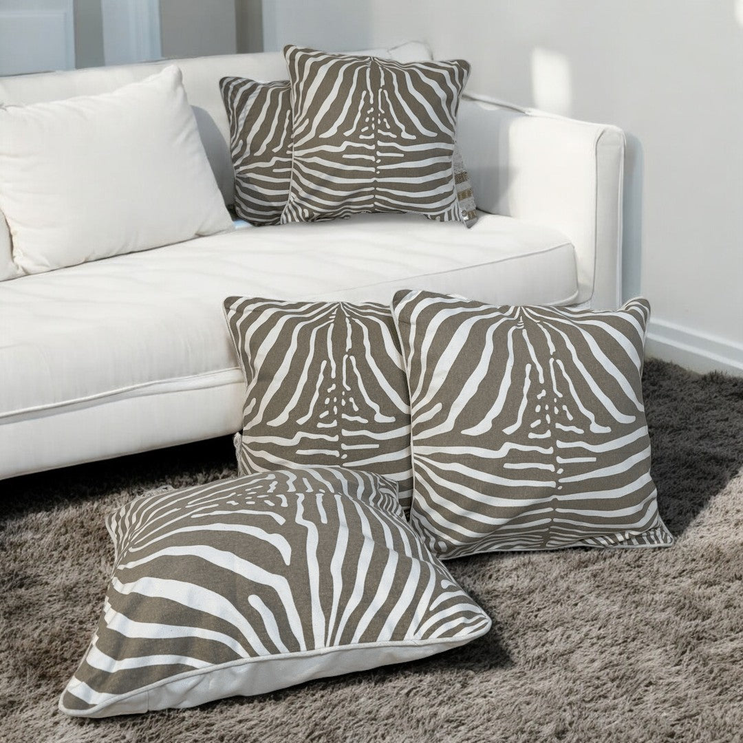 Zebra Stripes Tufted Cushion Cover